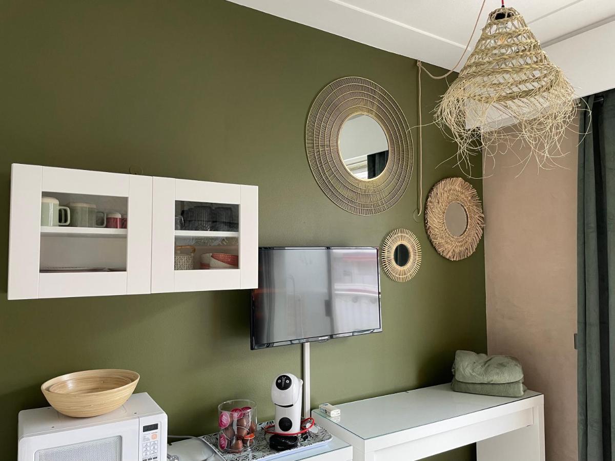 La Room: Seaside Apartment + Terrace + Parking Ментона Екстериор снимка